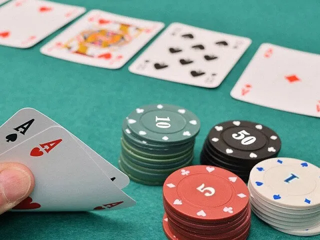 Tải Sunwin – Phân Biệt Xì Tố Và Poker Dễ Dàng, Đơn Giản Khám phá xì tố và poker tại sunwin